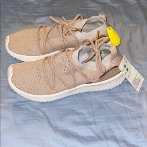 Adidas Ultra Motion shoes